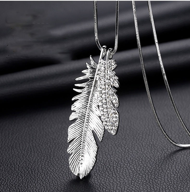 Women Pendant Necklaces Hollow – Women Accessories Images recenzja i cena